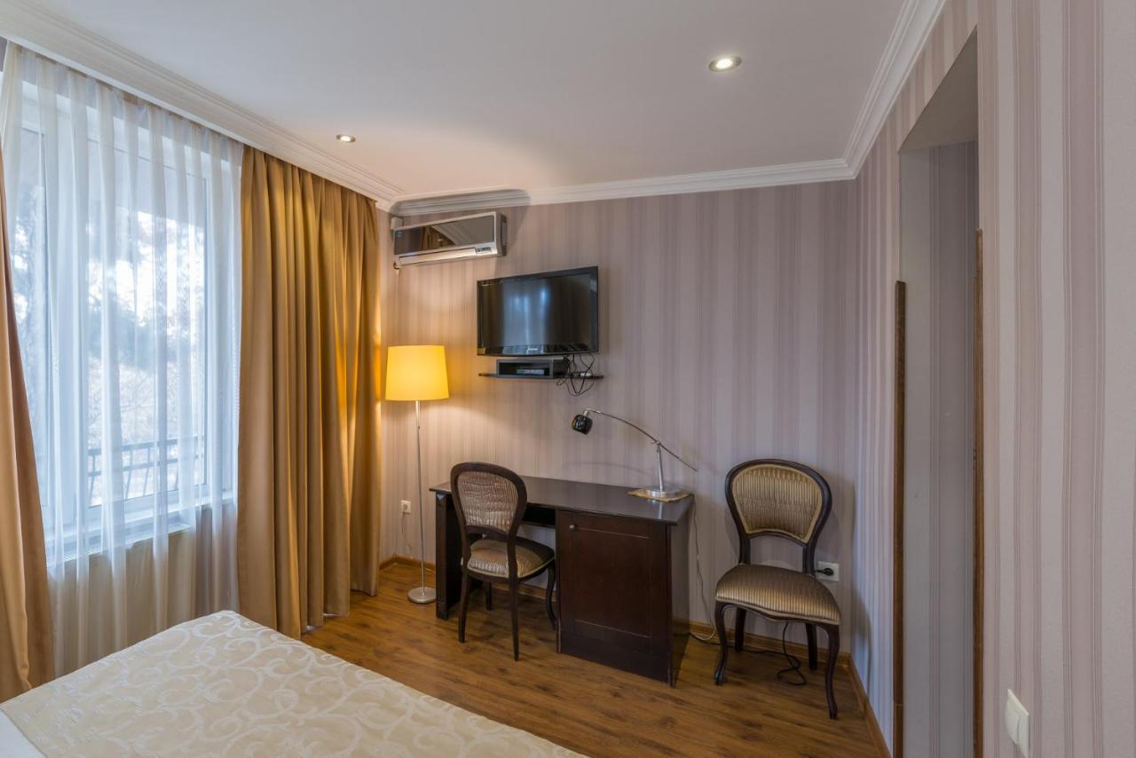 Hotel Garden View Tiflis Exterior foto